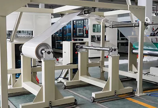 Ikkita stansiya o'rash qismi arava turini almashtirishni, gaz mili bilan o'rash rulosini, oson demontaj qilish, yuqori samaradorlik, past mehnat zichligini qabul qiladi.